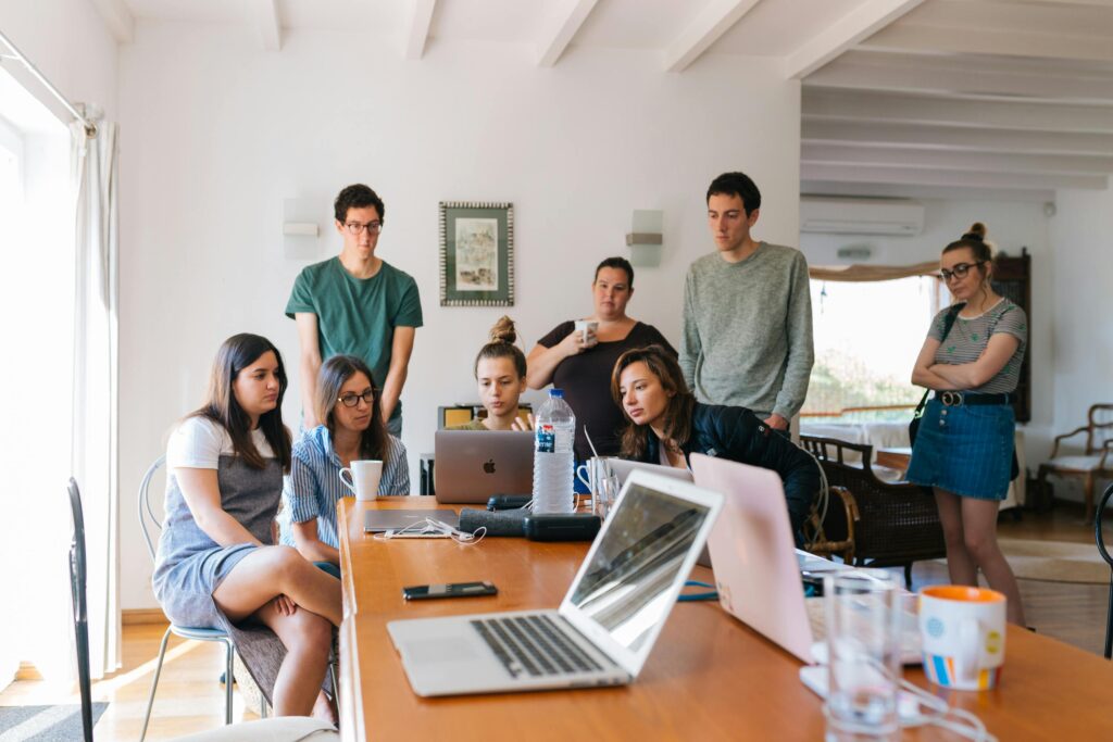 Pillar-Cluster Content Plans That Drive Topic Authority